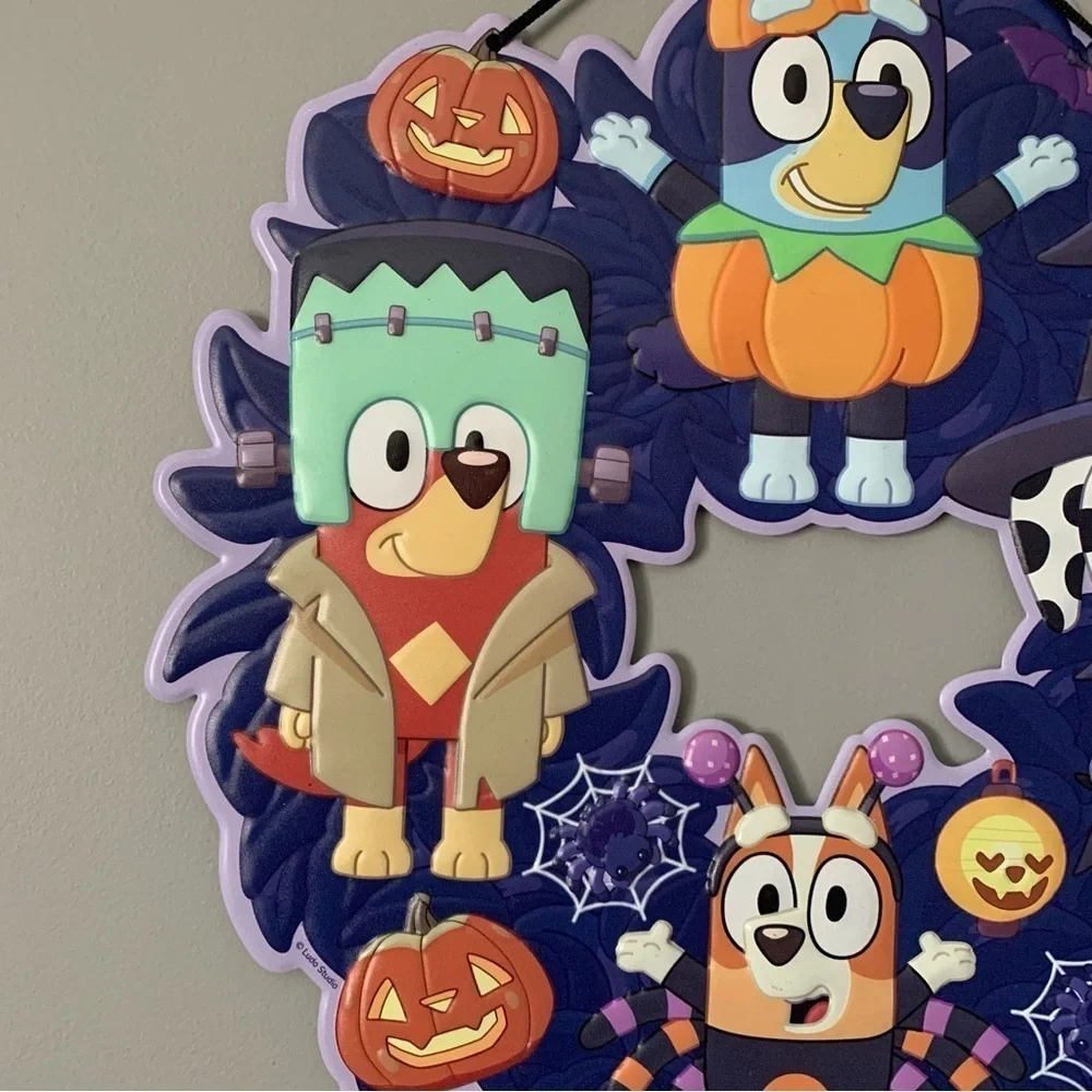 NWT. BLUEY 15” Halloween Wreath